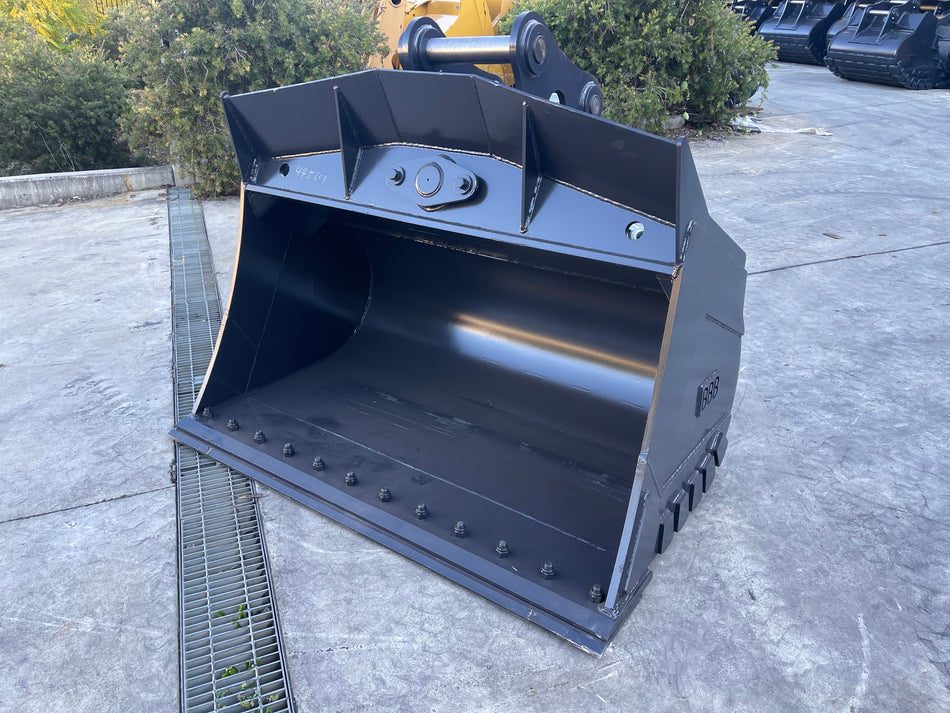 Tilt Bucket